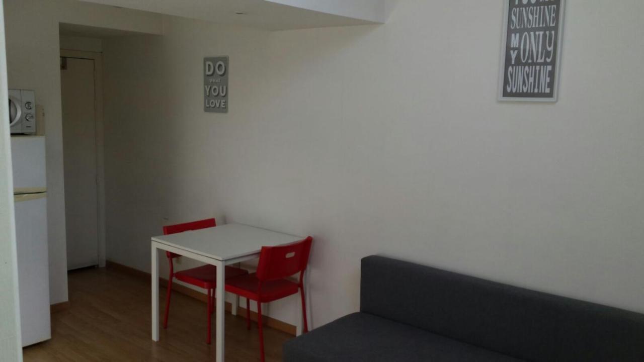 Duplex Sleeps 4 Apartment *